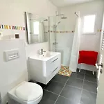 Gasthuis Les Colibris Maison Familiale Quartier Gare 4*