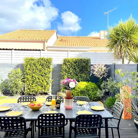 Konukevi Les Colibris Maison Familiale Quartier Gare 4*