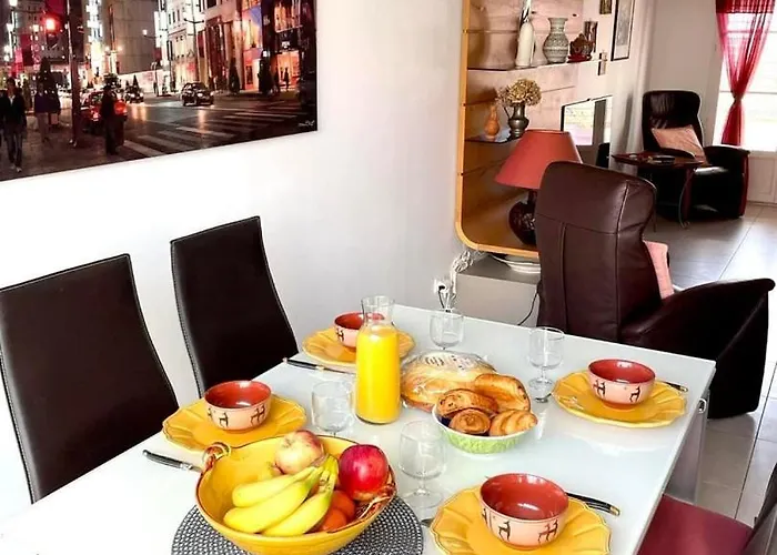 Les Colibris Maison Familiale Quartier Gare Vendégház 4*